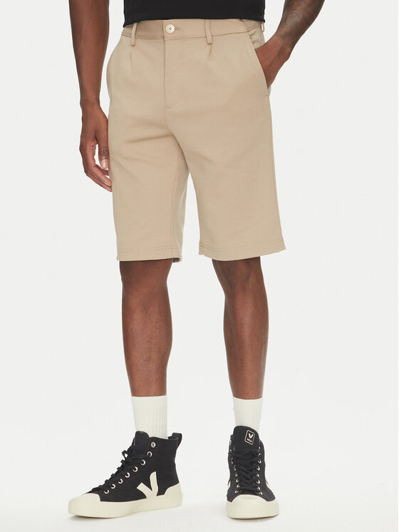 Lindbergh Lindbergh Pantalon scurți din material 30-506062 Bej Regular Fit
