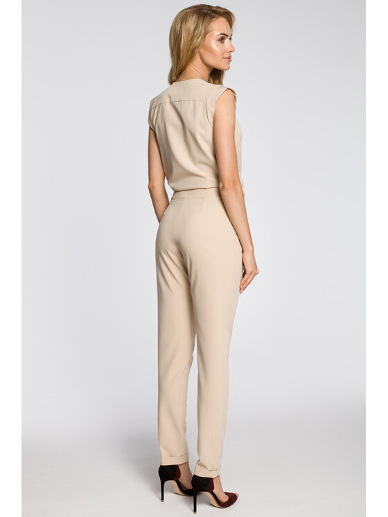 Made of Emotion Made of Emotion Kombinezon M196 Beżowy Casual Fit