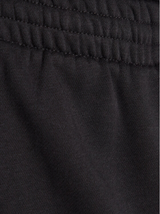 adidas adidas Spodnji del trenirke Essentials JF3567 Črna Loose Fit