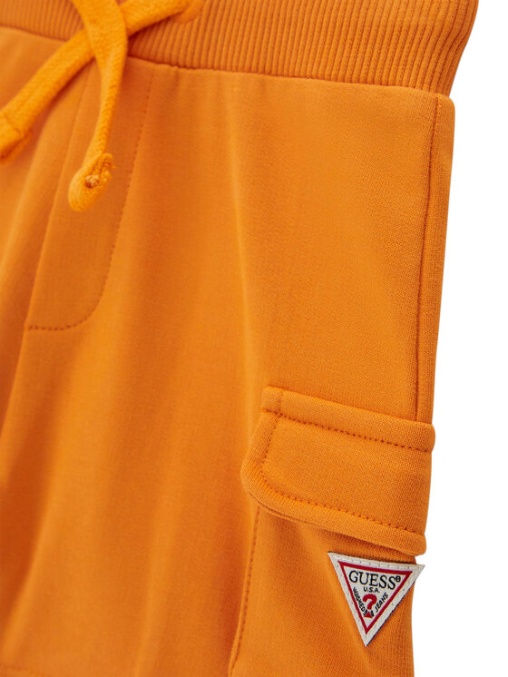 Guess Guess Komplekti kuuluvad t-särk ja šortsid I6GG06 K8HM4 Oranž Regular Fit