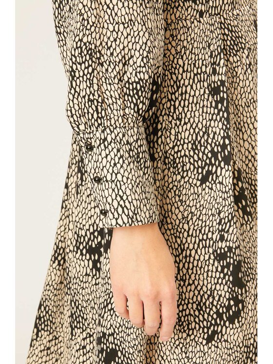 QUIOSQUE QUIOSQUE Každodenní šaty SOPHIA DRESS Béžová Regular Fit