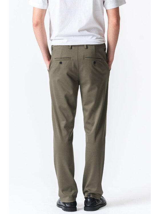 TeeShoppen TeeShoppen Spodnie garniturowe 'Perform Collection' Zielony Regular Fit