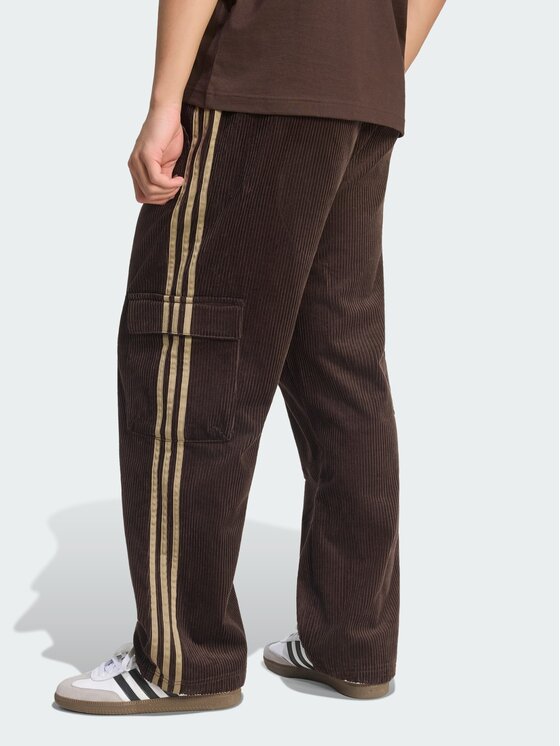 adidas adidas Spodnie materiałowe 169004 Brązowy Loose Fit