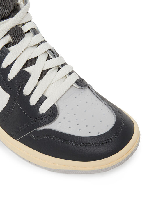 Nike Nike Sneakersy Air Jordan 1 Mm High FB9891 001 Šedá