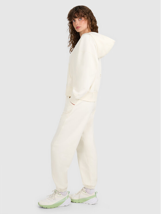 4F 4F Spodnie dresowe EASY WEAR Kremowy Regular Fit