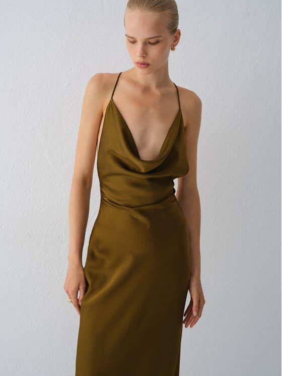 La Mania La Mania Sukienka wieczorowa SIRENE Khaki Basic Fit