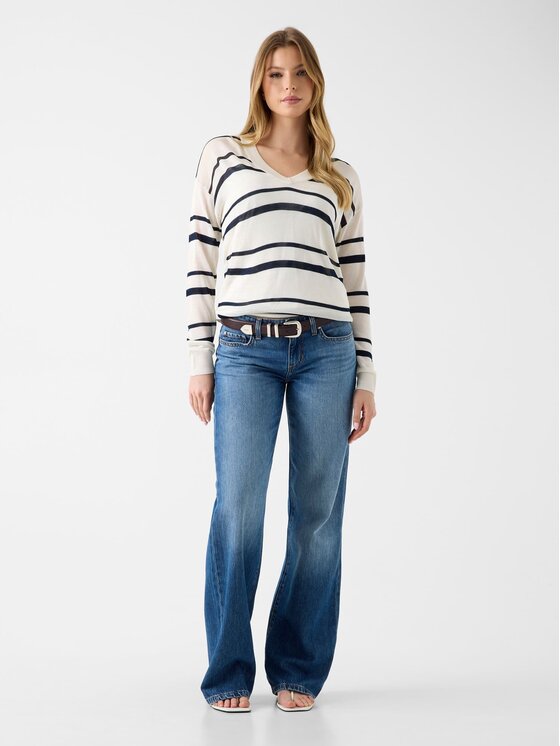 Guess Guess Svetr 182053 Béžová Classic Fit