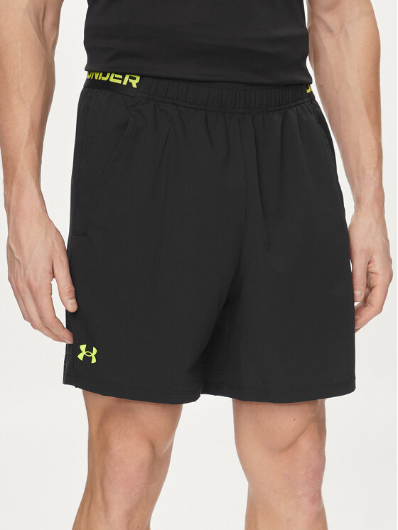 Under Armour Under Armour Sportovní kraťasy Ua Vanish Woven 6In Shorts 1373718-006 Černá Fitted Fit