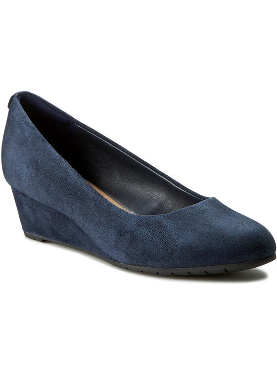 Clarks vendra bloom shop