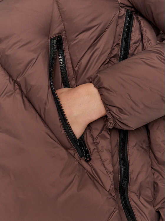 Canadian Classics Canadian Classics Зимно яке Eugenie CN.G220410W Кафяв Relaxed Fit