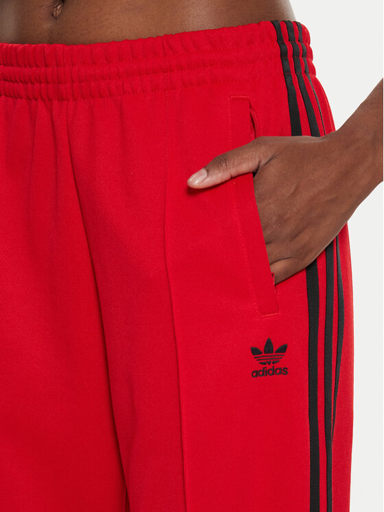 adidas adidas Spodnie dresowe adicolor Classics SST IM9809 Czerwony Loose Fit