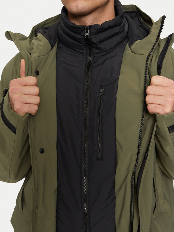 Halti Halti Зимно яке Bergga 065-0426 Зелен Relaxed Fit