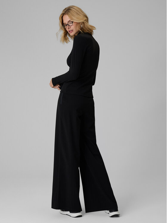 4F 4F Spodnie dresowe DRAGONFLY Czarny Slim Fit