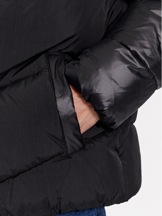 Tommy Jeans Tommy Jeans Geacă de iarnă DM0DM17226 Negru Relaxed Fit