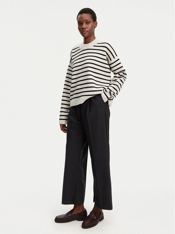 AMI Paris AMI Paris Sveter UKS036.KN0041 Sivá Relaxed Fit