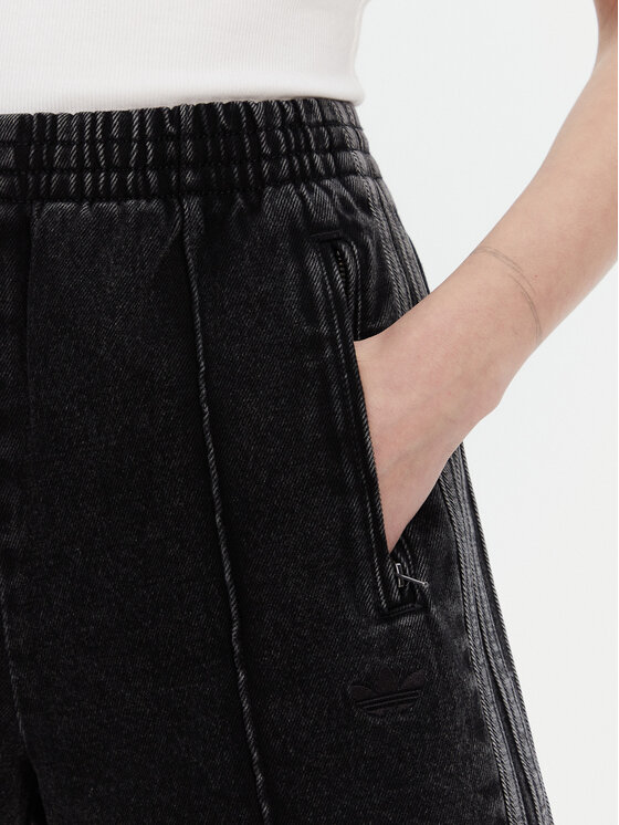 adidas adidas Pantaloni scurți de blugi adicolor Denim Firebird JD3107 Negru Loose Fit