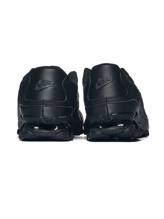 Nike Nike Sneakersy REAX 8 NSW SL Czarny