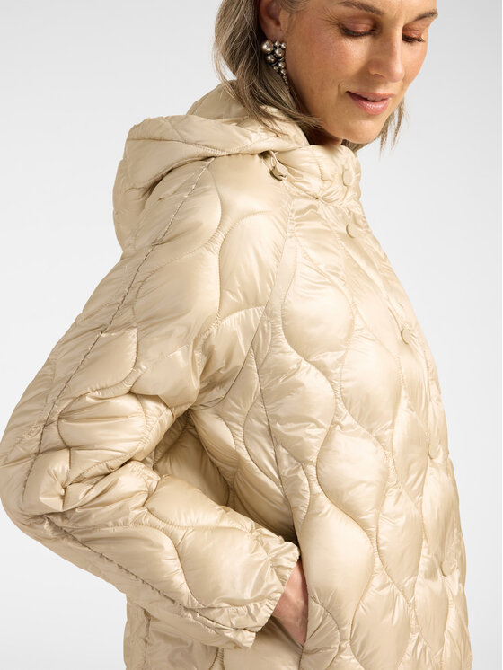 Elena Mirò Elena Mirò Giubbotto piumino F092P000229N0A2 Crema Boxy Fit