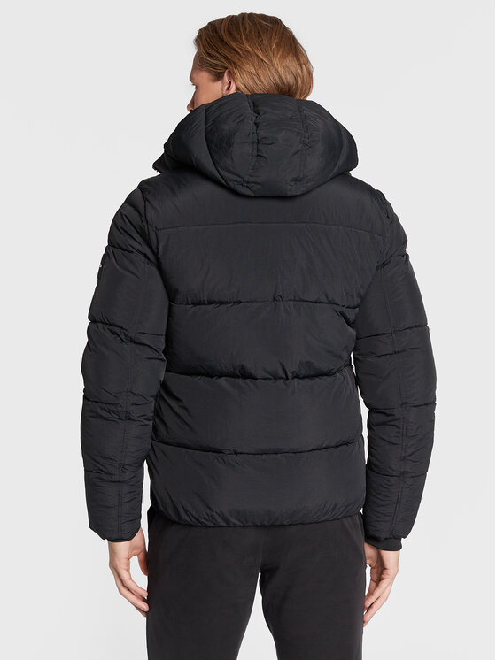 Calvin Klein Calvin Klein Žieminė striukė K10K110336 Juoda Regular Fit