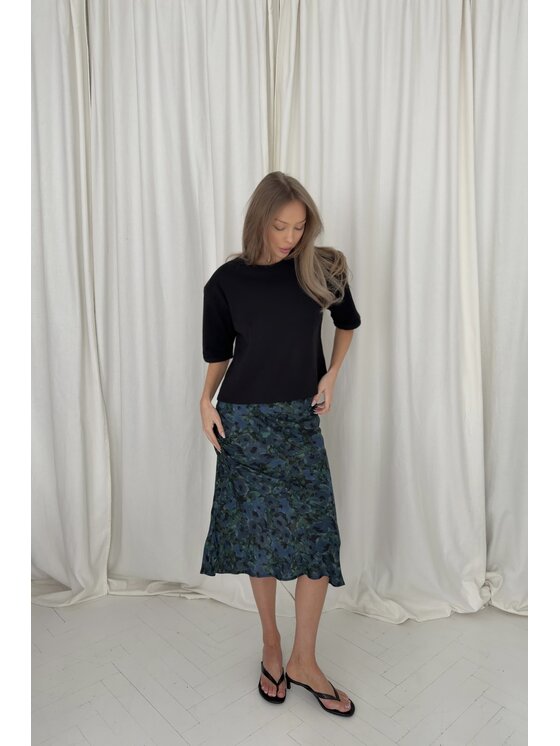 ROSE AVENUE ROSE AVENUE Spódnica midi CAROLINE Niebieski Regular Fit