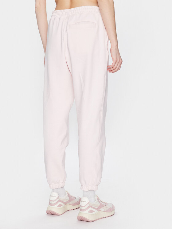 New Balance New Balance Spodnji del trenirke Athletics Nature WP23553 Roza Relaxed Fit