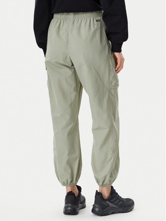 Columbia Columbia Pantaloni outdoor Sandier™ Parachute 2119061 Verde Relaxed Fit