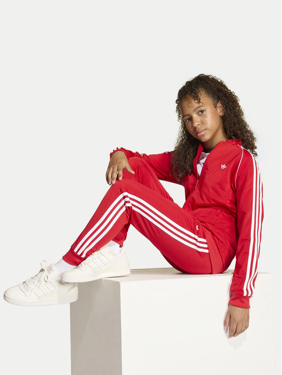 adidas adidas Долнище анцуг adicolor SST KE2861 Червен Regular Fit