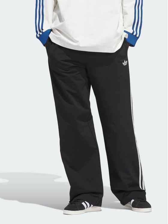 adidas adidas Spodnie materiałowe 158866 Czarny Loose Fit