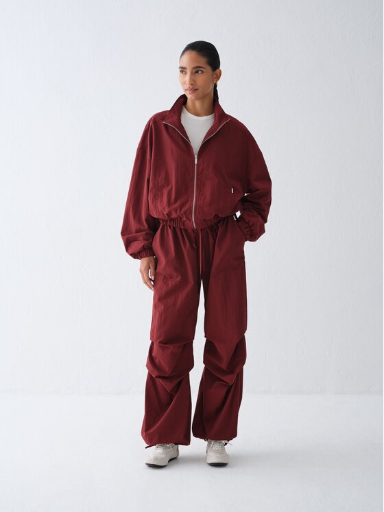 La Mania La Mania Spodnie cargo ETTE Bordowy Basic Fit