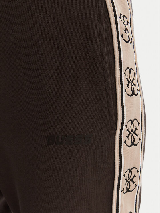 Guess Guess Pantaloni trening V2YB15 KB3P2 Maro Regular Fit