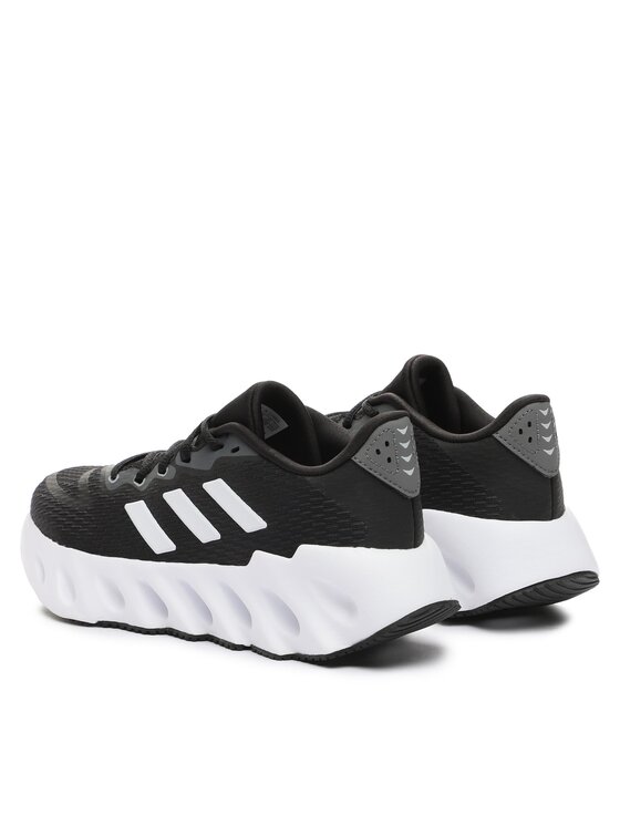 adidas adidas Pantofi pentru alergare Switch Run IF5733 Negru