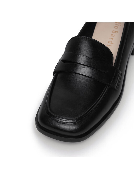 Sergio Bardi Sergio Bardi Mokassiinid WI31-9S8182-01SB Must