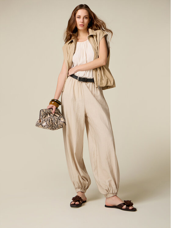 Oltre Oltre Pantaloni di tessuto P049J002708N032 Crema Boy Fit