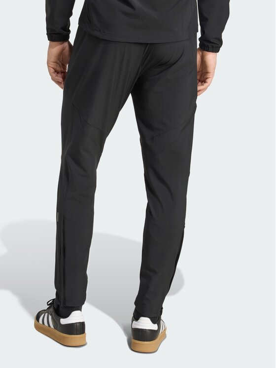 adidas adidas Spodnie dresowe Performance Liverpool FC Tiro 25 Competition Czarny Regular Fit