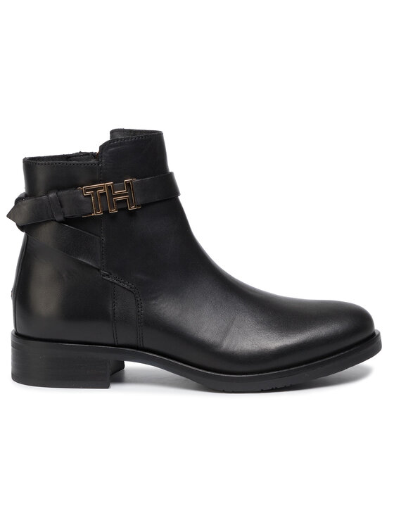 tommy hilfiger hardware flat bootie