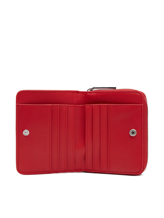 Calvin Klein Calvin Klein Малък дамски портфейл Ck Must Medium Zip Around Wallet K60K611937 Червен