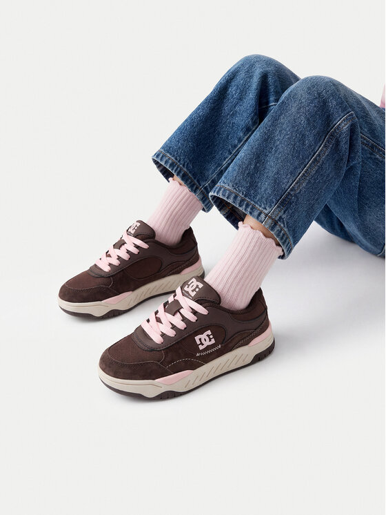 DC Shoes Sneakers CEOWB-CP40-23383H2(DZ) Maro închis
