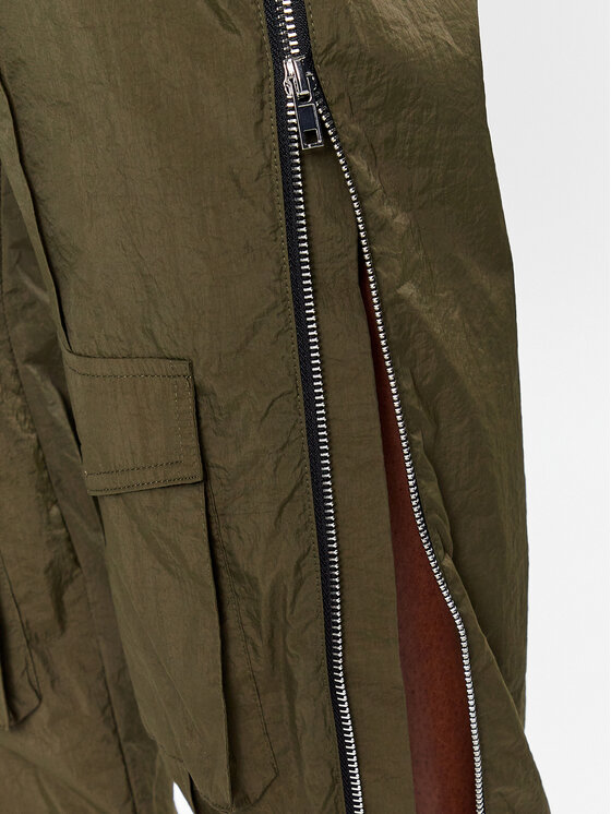 Gestuz Gestuz Pantaloni di tessuto Afina 10906980 Verde Regular Fit
