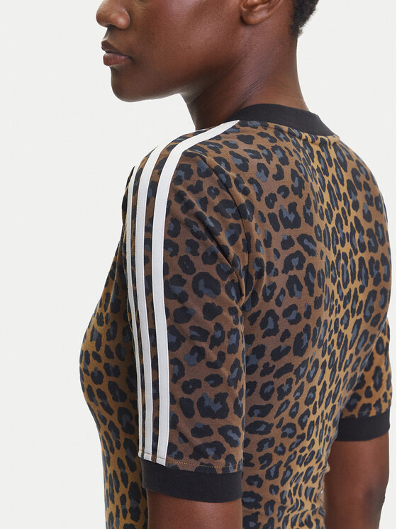 adidas adidas Kleid für den Alltag Leopard JW2773 Braun Slim Fit