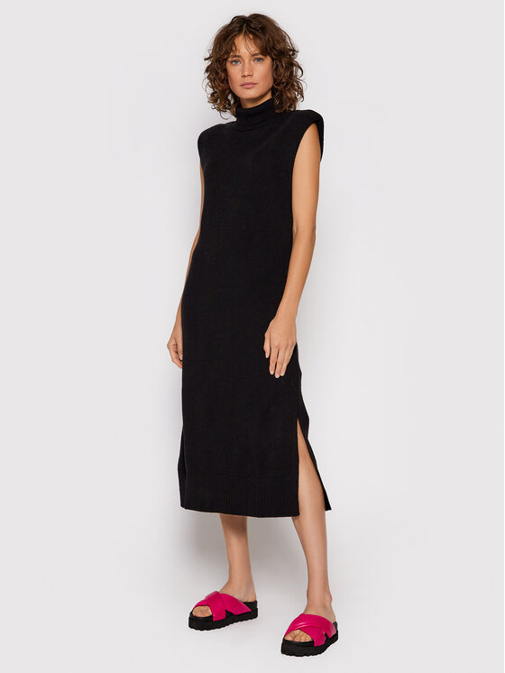 NA-KD Rochie tricotată Padded High Neck 1100-004257-0002-003 Negru Regular Fit