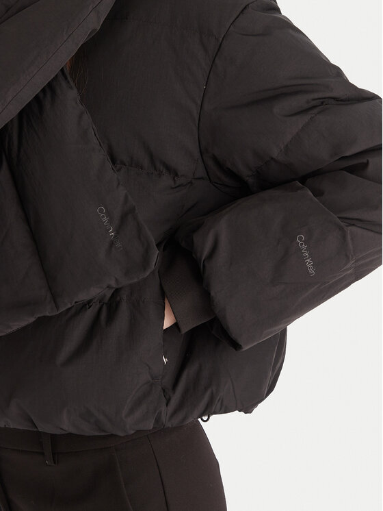 Calvin Klein Calvin Klein Vatovaná bunda LV044D518G Čierna Regular Fit