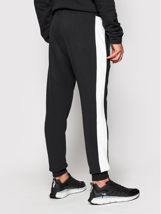 Reebok tute nuova collezione 2025
