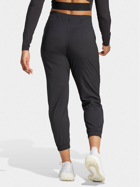 adidas adidas Pantaloni da tuta Train Essentials Minimal IJ5923 Nero Regular Fit