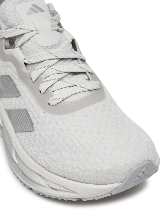 adidas adidas Bėgimo batai Adistar 3 ID6170 Pilka