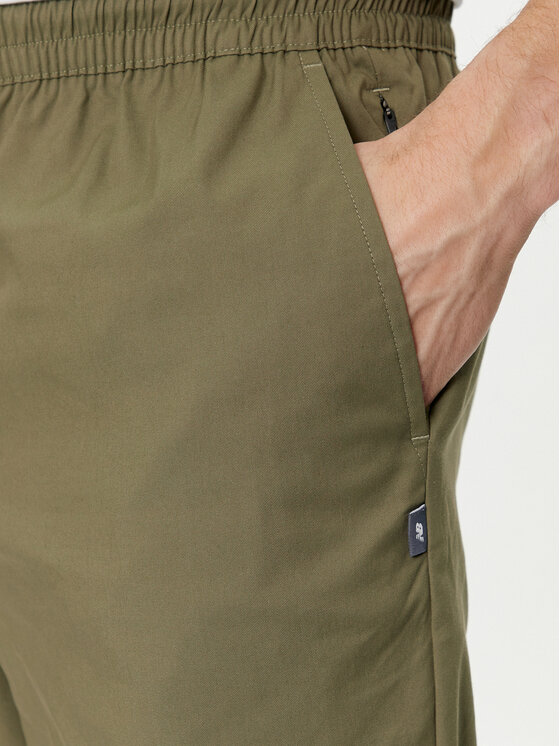New Balance New Balance Jogginghose MP41575 Grün Regular Fit