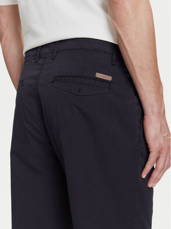 Baldessarini Baldessarini Bavlnené šortky B1 16939.2402 Tmavomodrá Slim Fit