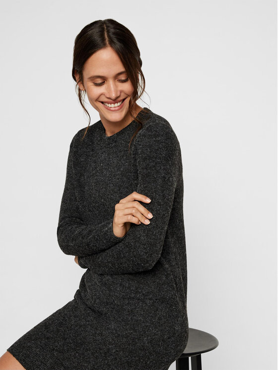 Vero Moda Vero Moda Úpletové šaty 10215523 Černá Relaxed Fit