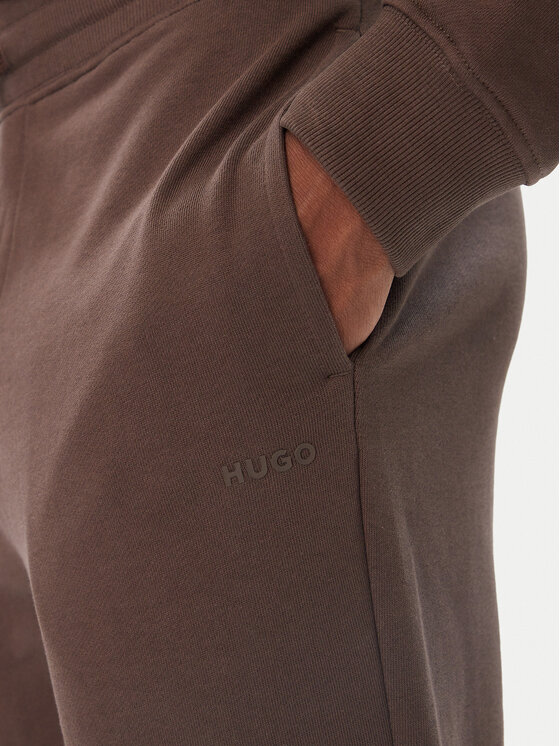 HUGO HUGO Jogginganzug DapoDayote 50492581 Dunkelbraun Relaxed Fit