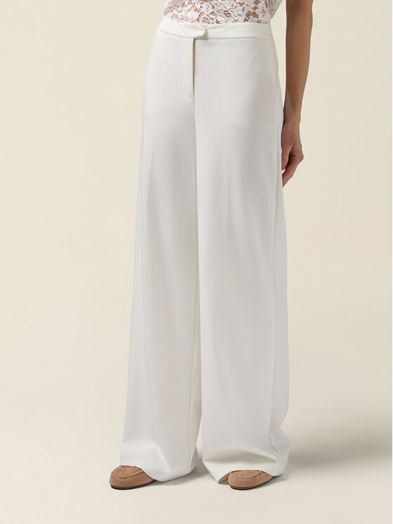 Oltre Oltre Spodnie materiałowe P843J002434N011 Biały Baggy Fit