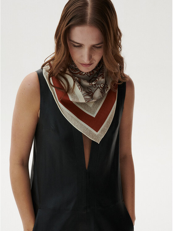 ALLORA BE UNIQUE ALLORA BE UNIQUE Foulard Sciarpa in lana e seta Beige
